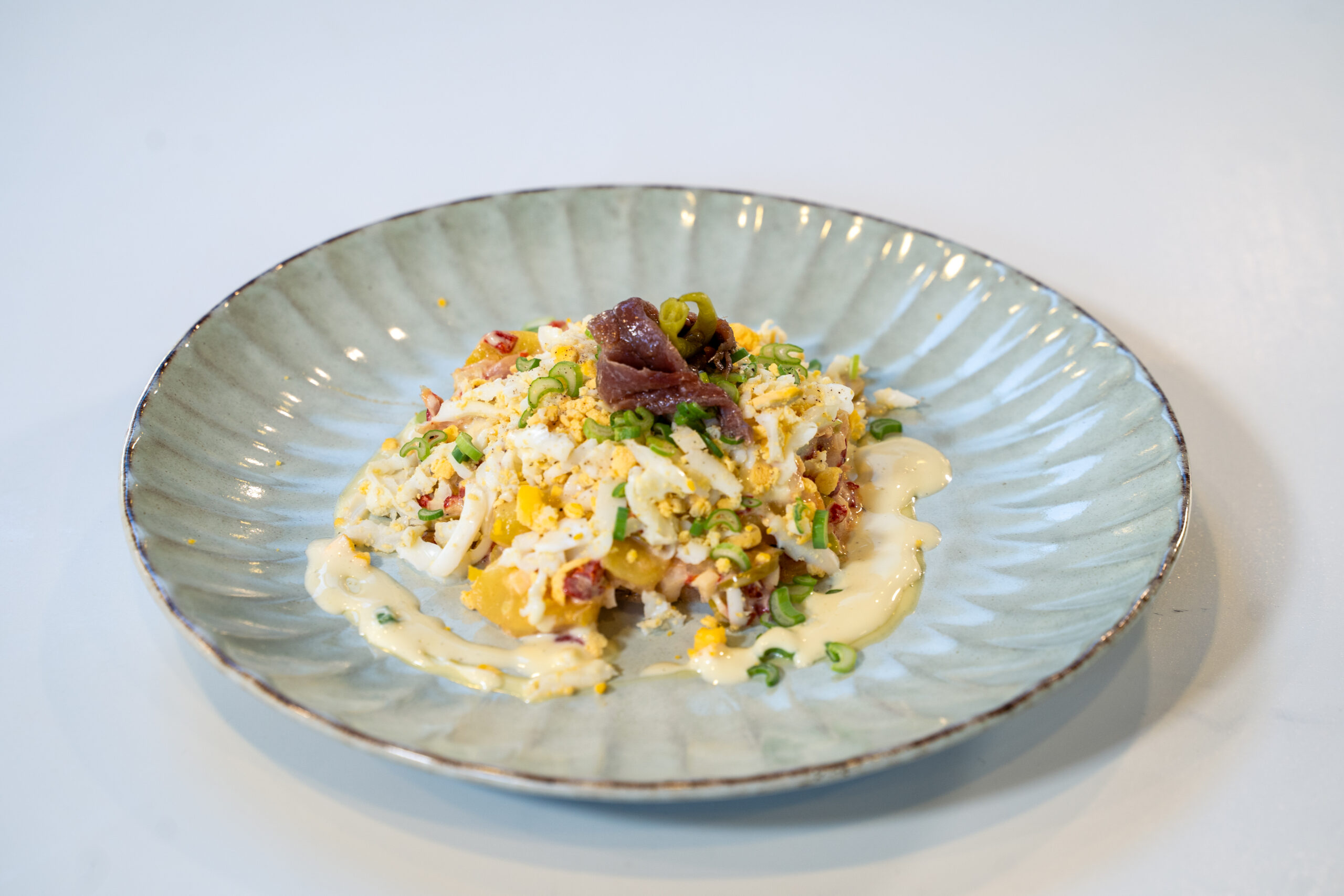 Ensalada de patata fría con mayonesa de legumbre 